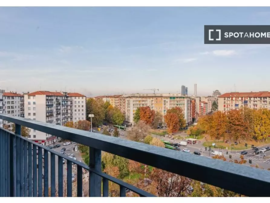 Immagine 14 di Camera condivisa in affitto  in Piazzale Giovanni delle Bande Nere a Milano