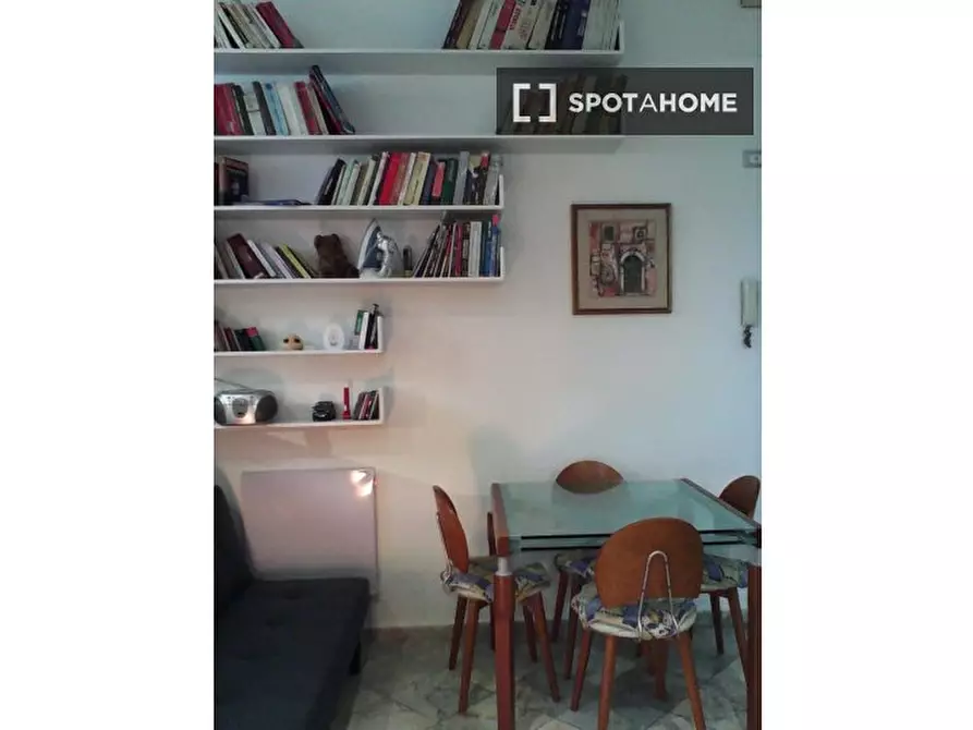 Immagine 10 di Appartamento in affitto  in Via Volterra a Roma