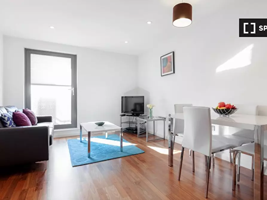 Immagine 1 di Appartamento in affitto  in Stanley Rd a Merton