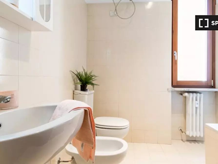 Immagine 8 di Camera condivisa in affitto  in Via Luciano Zuccoli a Milano