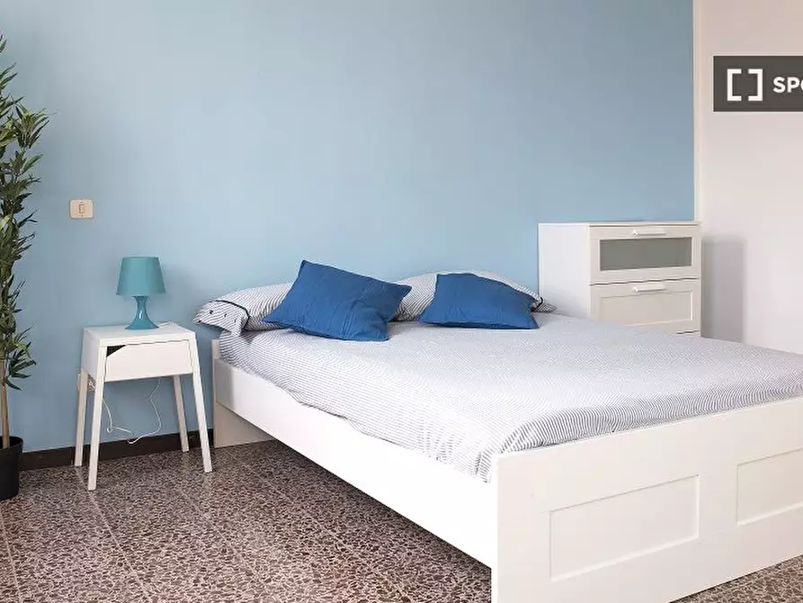 Immagine 12 di Camera condivisa in affitto  in Via Federico Engels a Milano