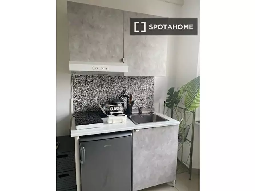 Immagine 4 di Camera condivisa in affitto  in Via Giorgio Castelli a Milano