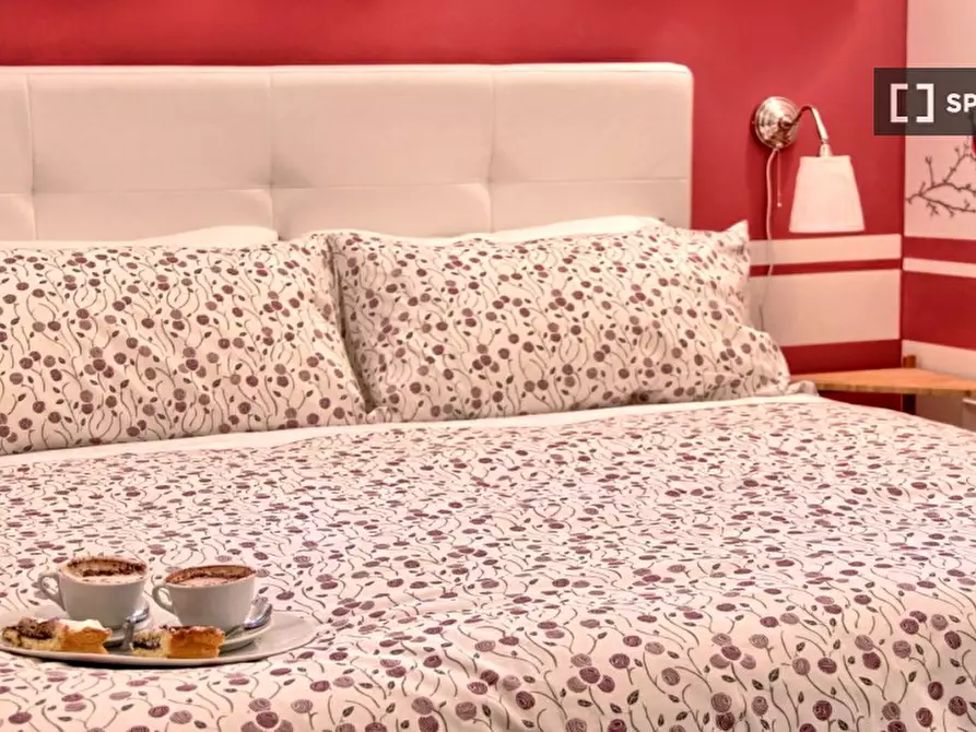 Immagine 14 di Appartamento in affitto  in Via di S. Martino Ai Monti a Roma