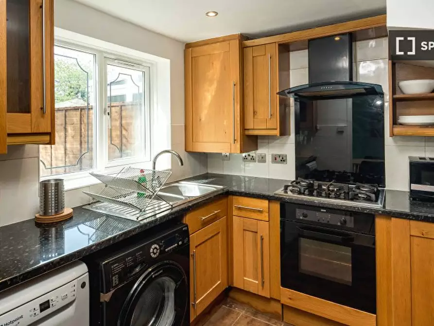 Immagine 7 di Appartamento in affitto  in Redford Cl a Hounslow