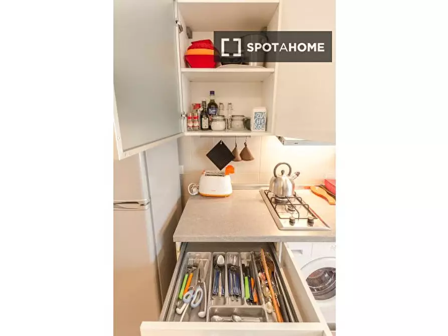 Immagine 16 di Ufficio in affitto  in Via Marco Emilio Lepido a Bologna