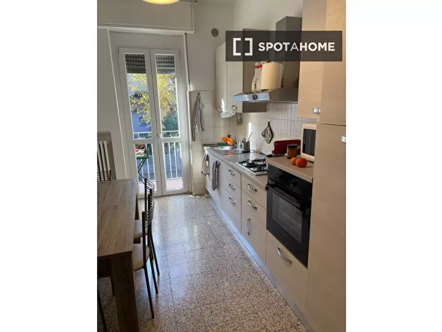 Immagine 8 di Camera condivisa in affitto  in Via Privata Andrea Pellizzone a Milano