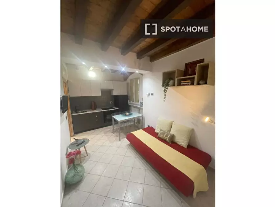 Immagine 3 di Appartamento in affitto  in Via della Chiesa Rossa a Milano