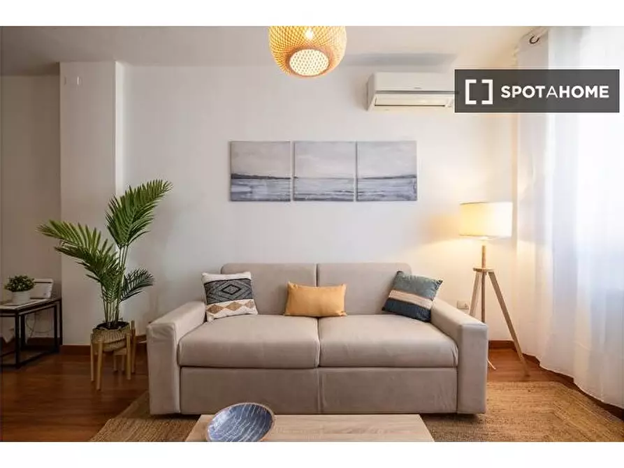 Immagine 18 di Appartamento in affitto  in Via Panzini a Quartu Sant'elena