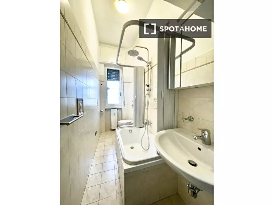 Immagine 10 di Appartamento in affitto  in Via Tofane a Milano