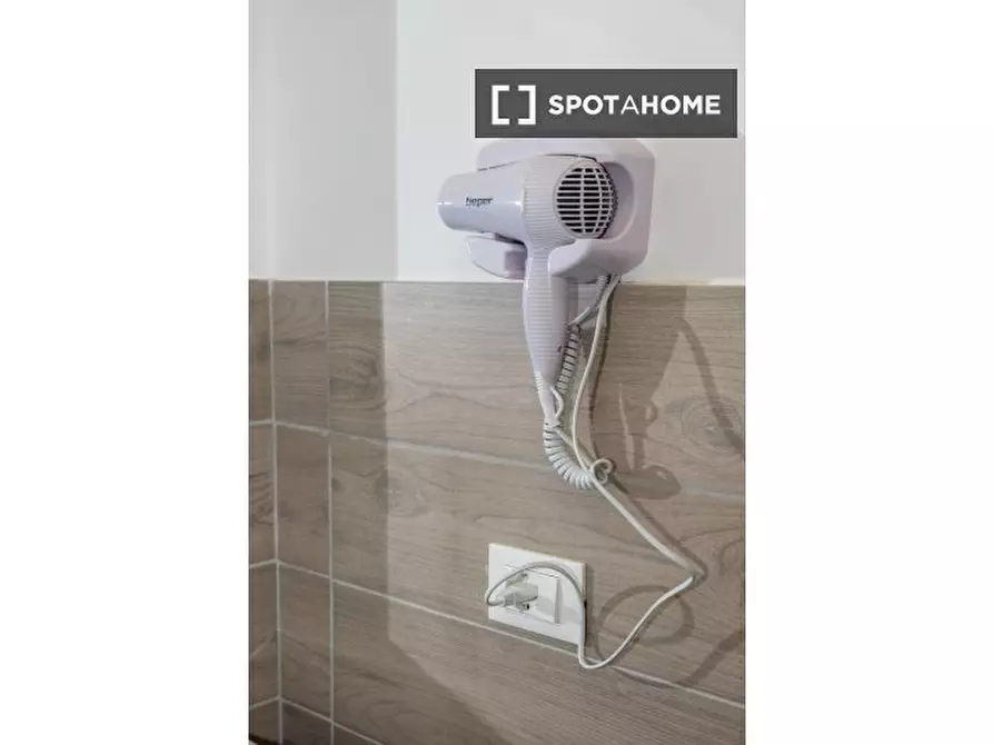 Immagine 12 di Appartamento in affitto  in Via Ginori a Roma