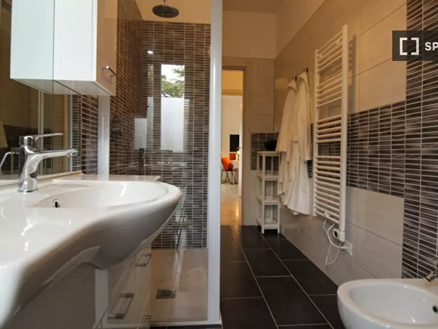 Immagine 18 di Camera condivisa in affitto  in Bligny a Brescia