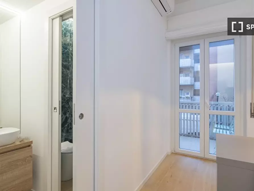 Immagine 10 di Appartamento in affitto  in Via Bari a Milano