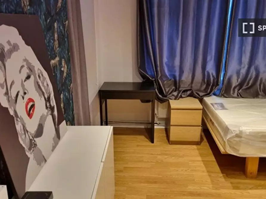 Immagine 7 di Camera condivisa in affitto  in Waltham House a Lambeth