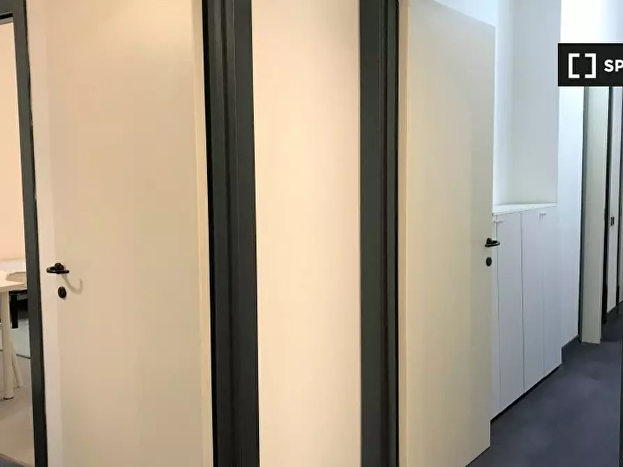 Immagine 8 di Camera condivisa in affitto  in Viale Beatrice D'Este a Milano
