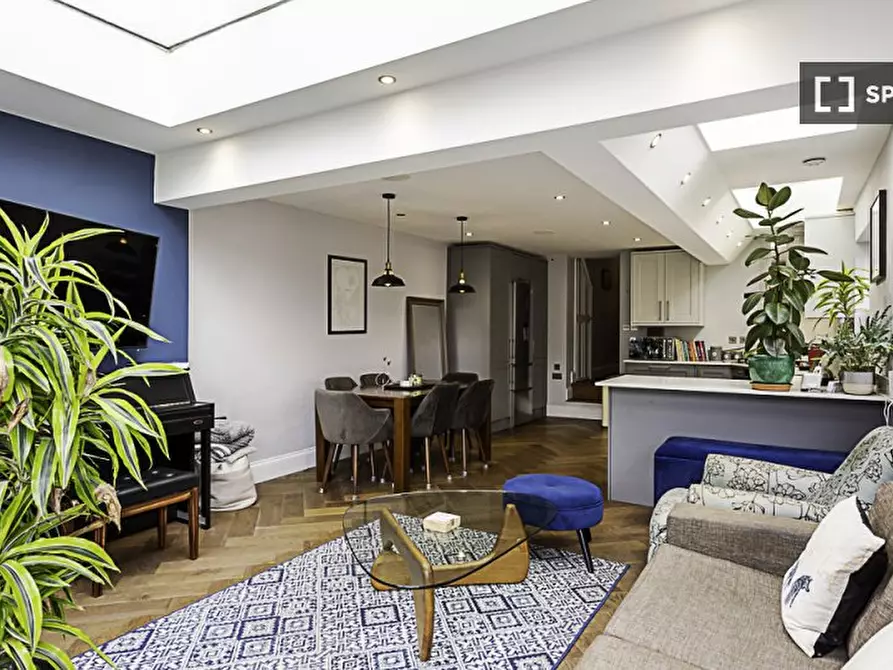 Immagine 8 di Appartamento in affitto  in Robinson Road a Wandsworth
