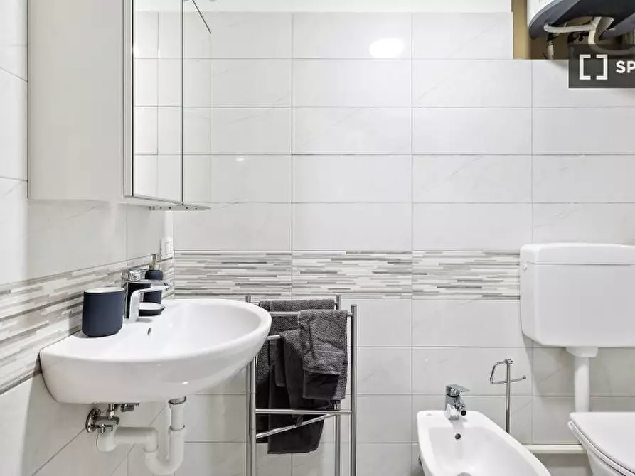 Immagine 10 di Camera condivisa in affitto  in Via Privata Deruta a Milano