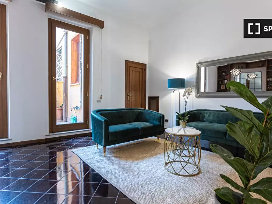 Immagine 1 di Appartamento in affitto  in Borgo Angelico a Roma