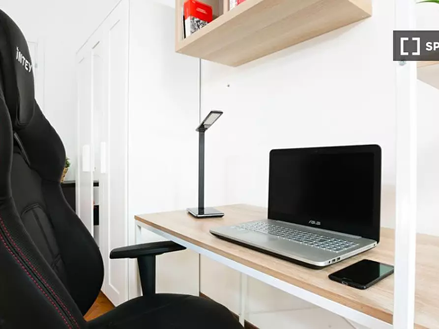 Immagine 6 di Camera condivisa in affitto  in Via Francesco Melzi d'Eril a Milano