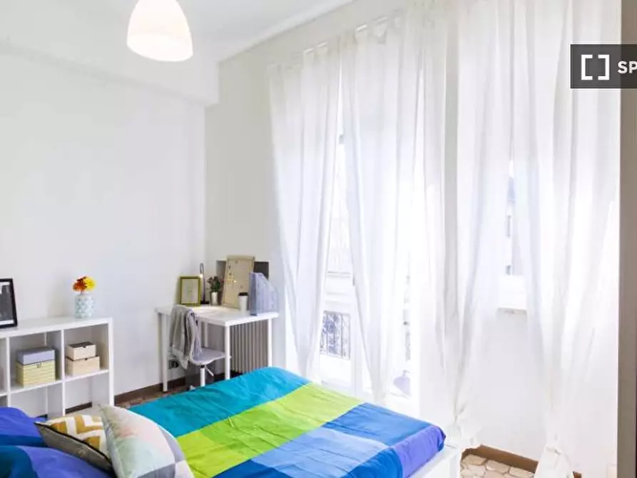 Immagine 1 di Camera condivisa in affitto  in Via Moncalvo a Milano