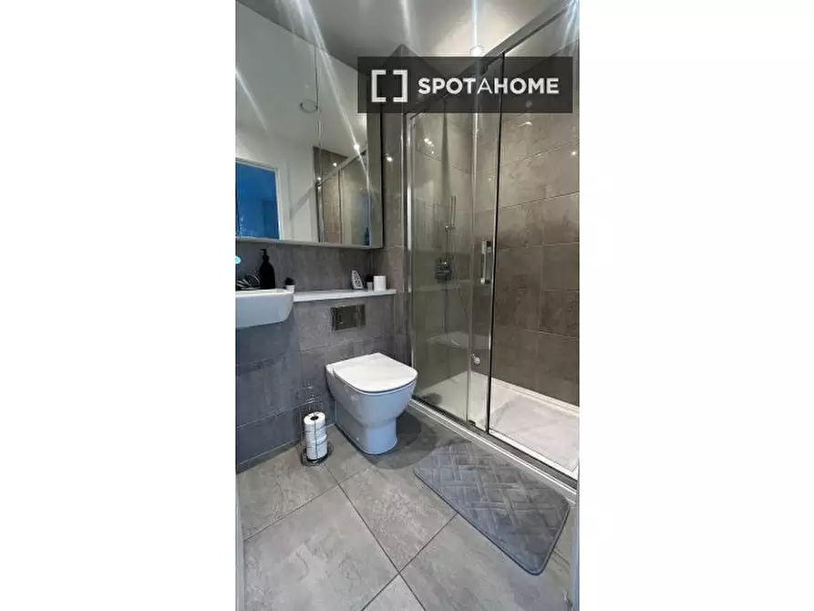 Immagine 4 di Appartamento in affitto  in Atlantis Ave a East Ham