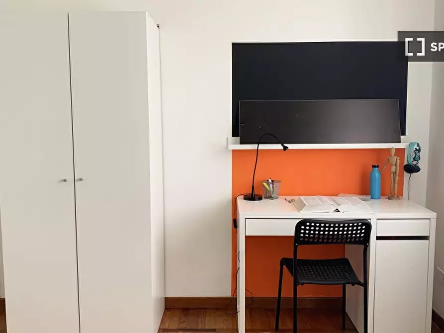 Immagine 15 di Camera condivisa in affitto  in Via Elba n. a Torino