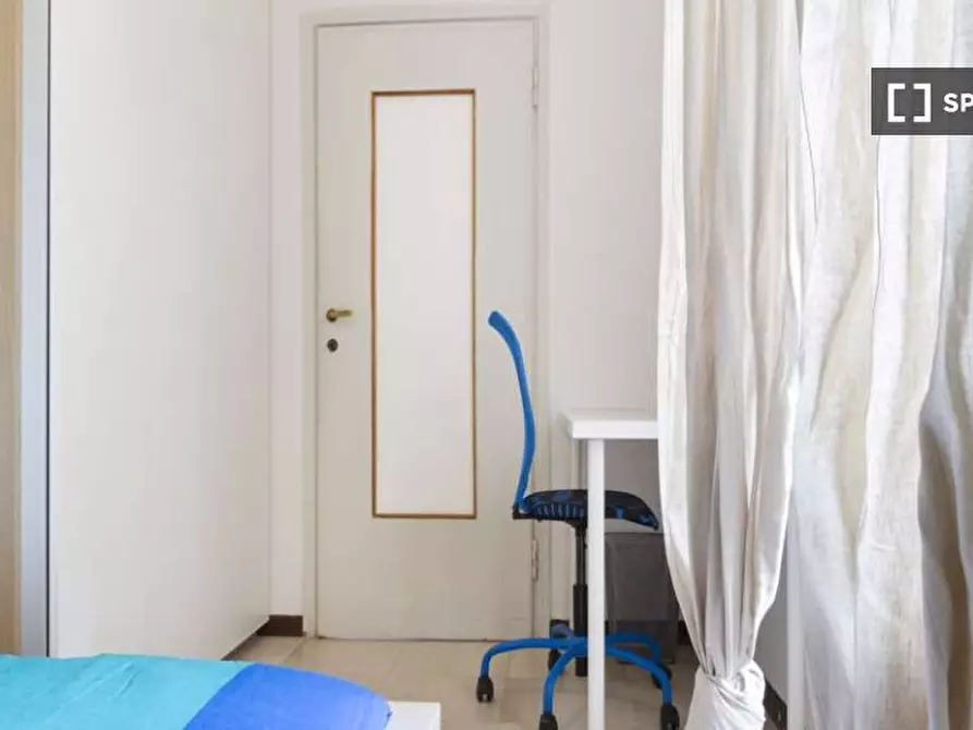 Immagine 5 di Camera condivisa in affitto  in Via Salvatore Barzilai a Milano