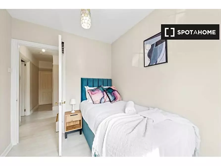 Immagine 14 di Appartamento in affitto  in Gunton Rd a Hackney