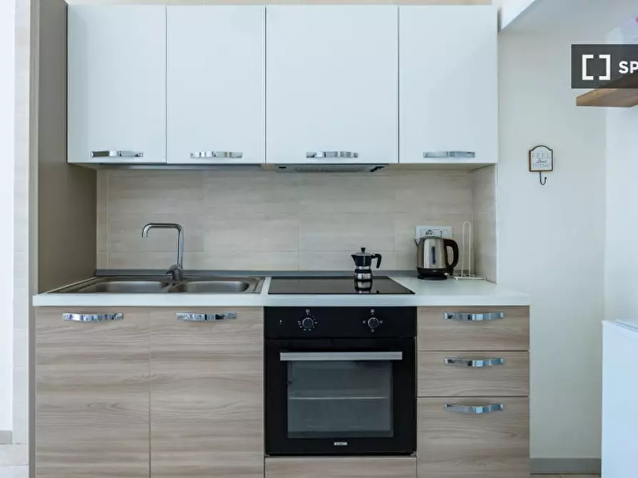 Immagine 9 di Appartamento in affitto  in Corso Meridionale a Napoli