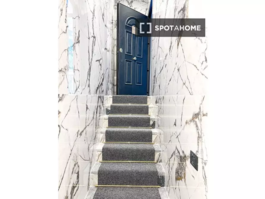 Immagine 11 di Appartamento in affitto  in Viale Legioni Romane a Milano