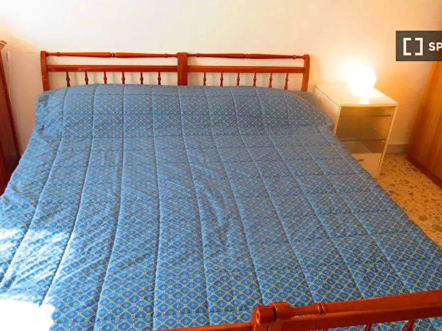 Immagine 5 di Camera condivisa in affitto  in Via Appiano a Roma