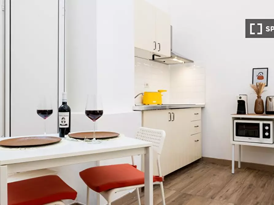 Immagine 19 di Appartamento in affitto  in Viale Giulio Cesare a Roma