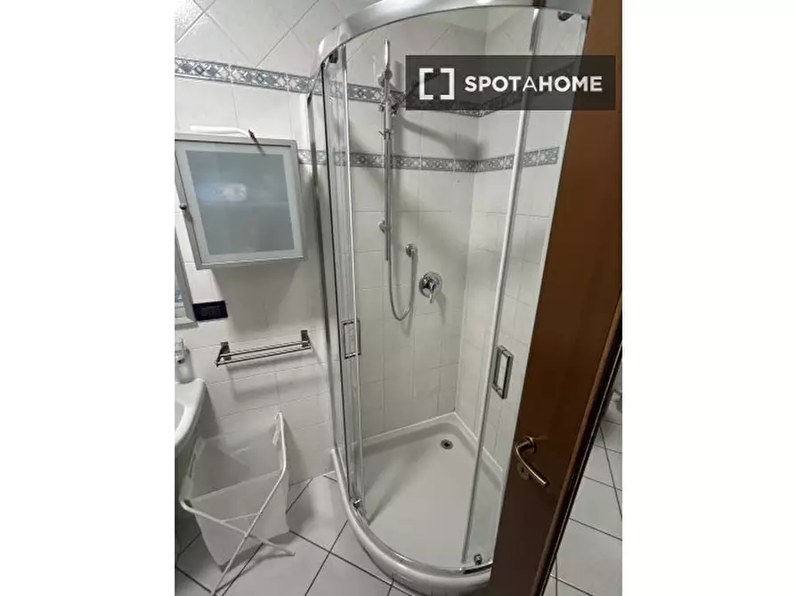 Immagine 13 di Appartamento in affitto  in Via Emilia Ponente a Bologna