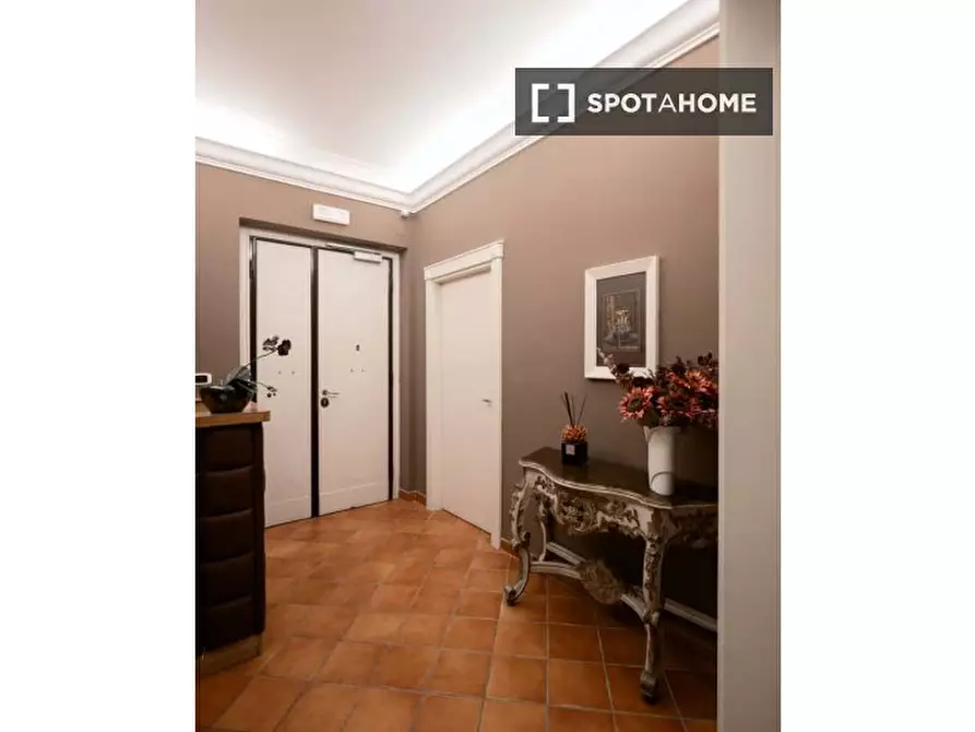 Immagine 17 di Appartamento in affitto  in Via Cavour a Roma