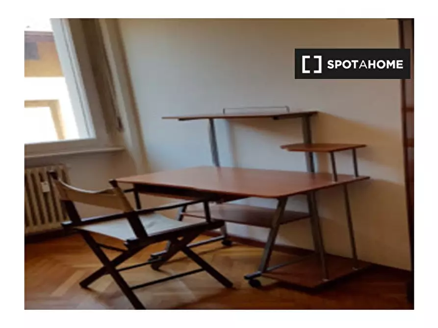 Immagine 2 di Camera condivisa in affitto  in Via Fratelli Perini a Trento