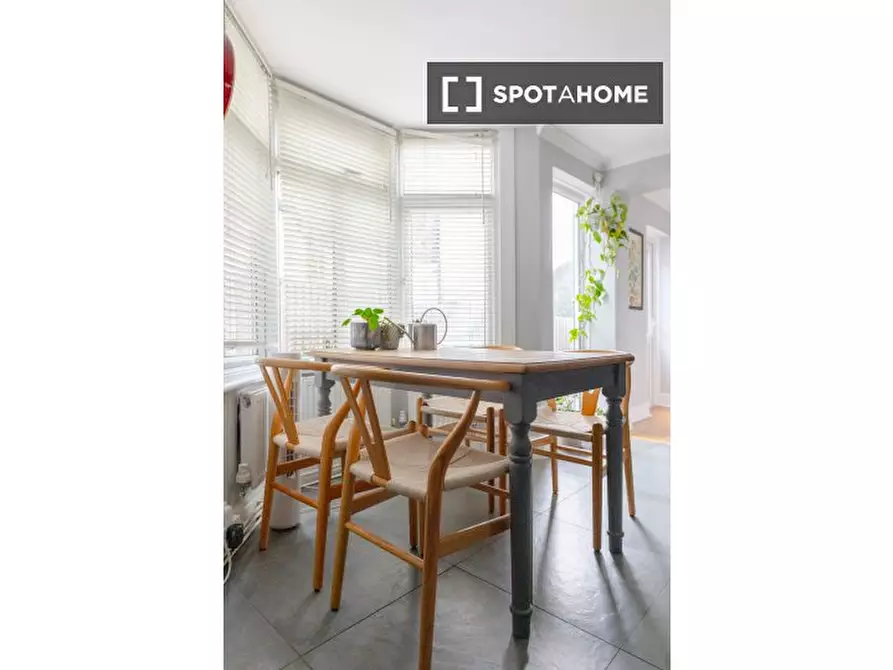 Immagine 14 di Appartamento in affitto  in a Cheltenham Rd a Camberwell