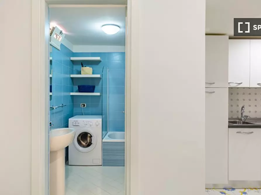 Immagine 11 di Appartamento in affitto  in Via San Carlo alle Mortelle a Napoli