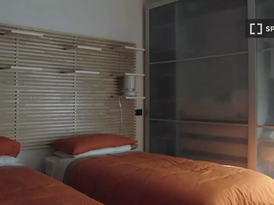 Immagine 9 di Ufficio in affitto  in Via Broccaindosso a Bologna