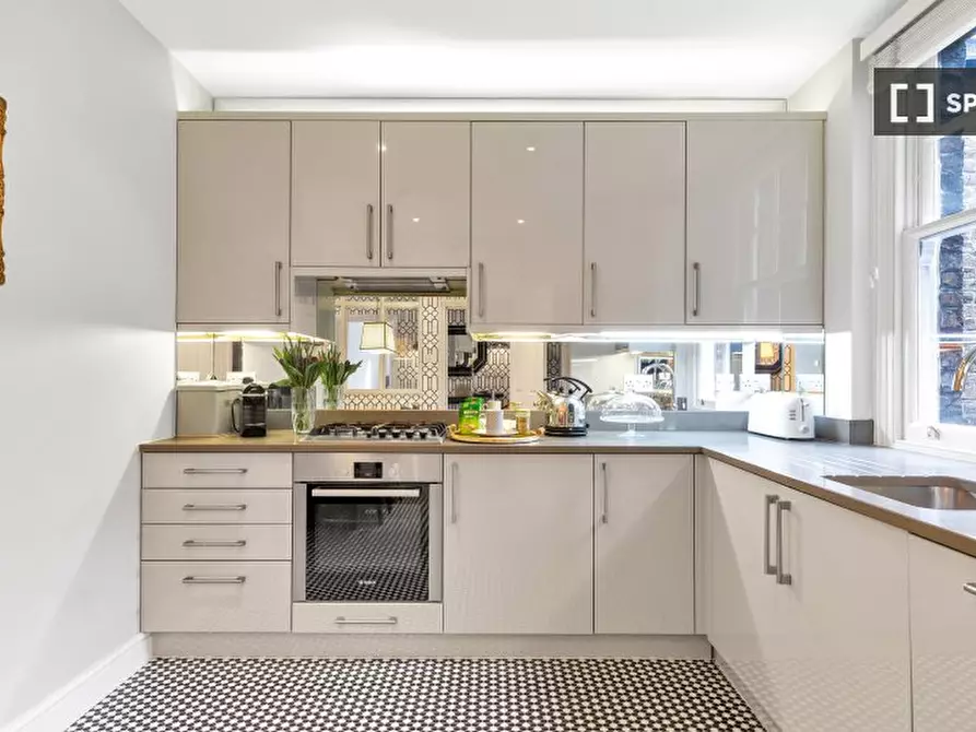 Immagine 19 di Appartamento in affitto  in Royal Hospital Rd, Chelsea, London a Kensington
