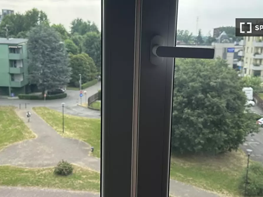 Immagine 15 di Camera condivisa in affitto  in Via Volontari del Sangue a Melzo