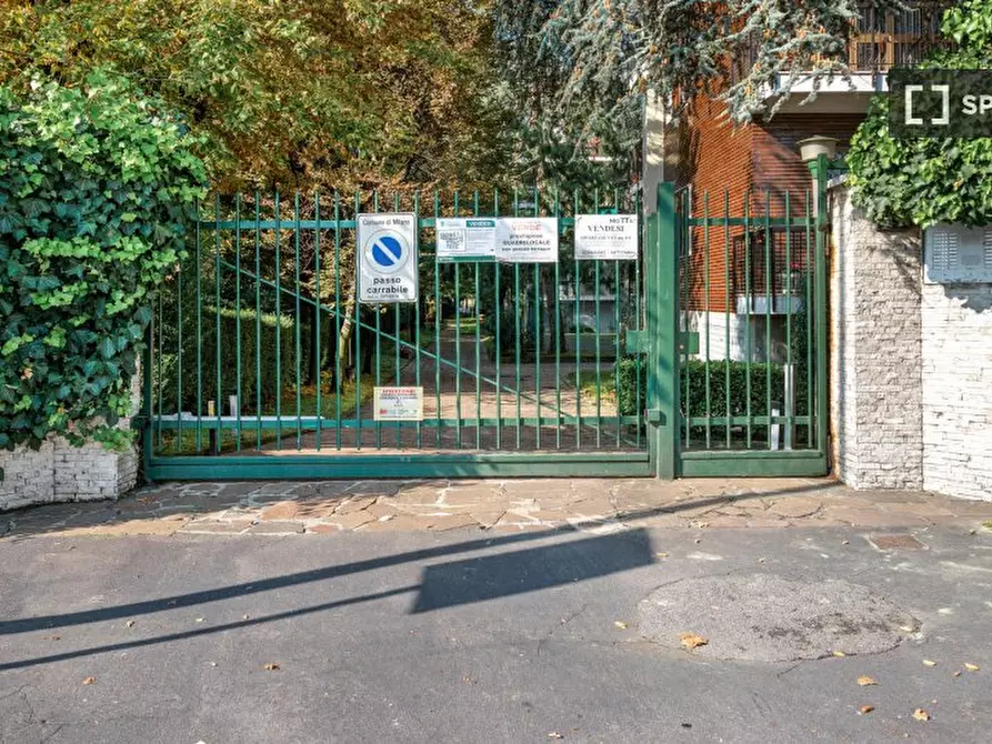 Immagine 12 di Camera condivisa in affitto  in Via Federico Tesio a Milano