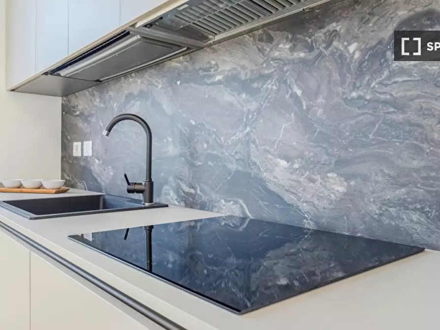 Immagine 10 di Camera condivisa in affitto  in Famagosta a Milano