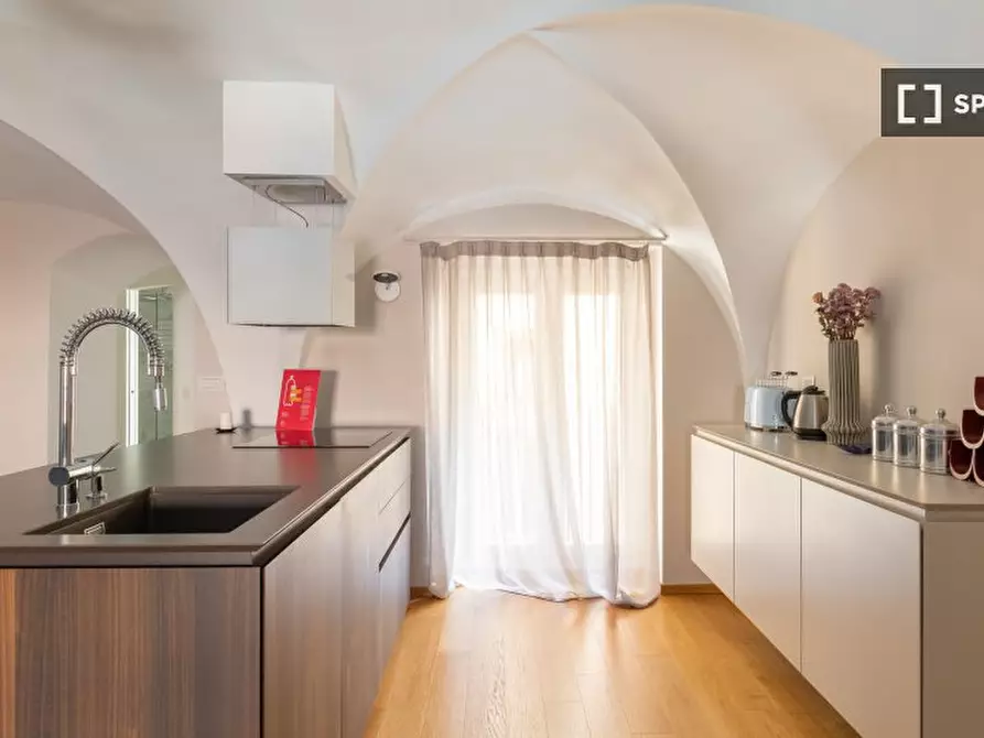 Immagine 8 di Appartamento in affitto  in Via Santo Stefano a Bologna