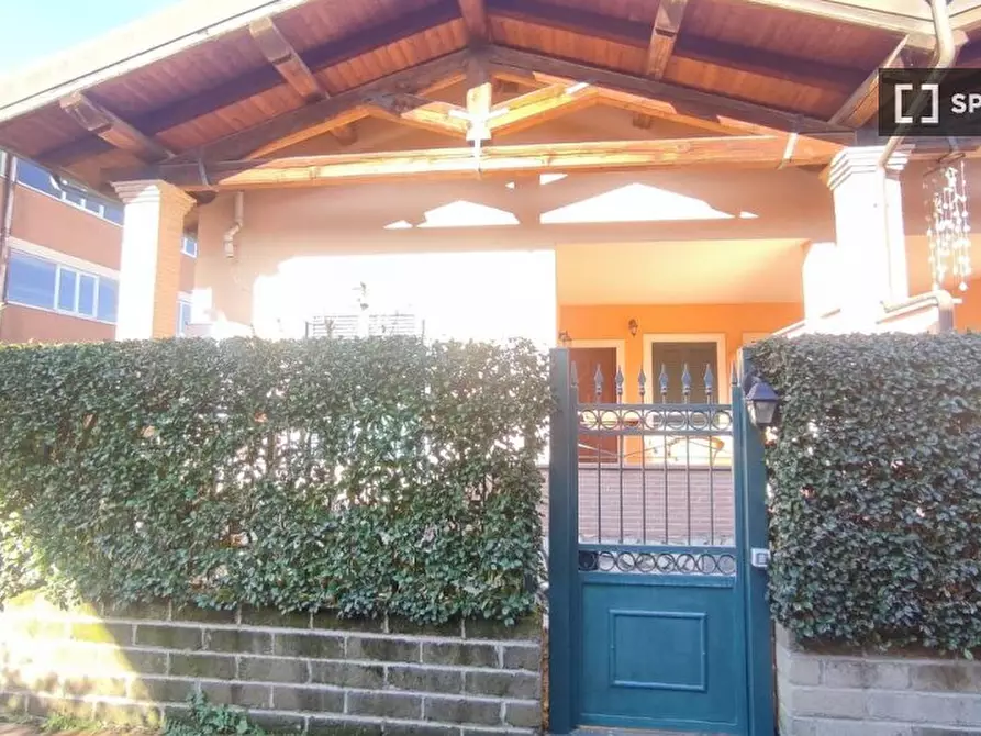 Immagine 8 di Appartamento in affitto  in Viale dei Romagnoli a Roma