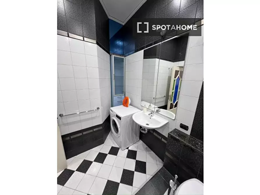 Immagine 10 di Appartamento in affitto  in Vico Catari a Napoli