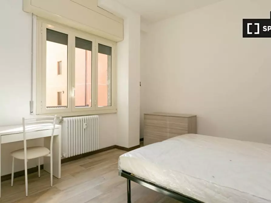 Immagine 5 di Camera condivisa in affitto  in Via Umberto Fogagnolo a Sesto San Giovanni