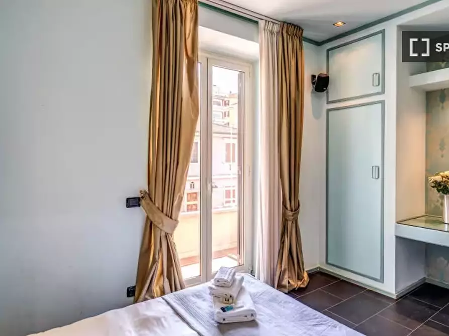 Immagine 12 di Appartamento in affitto  in Via di Monte del Gallo a Roma