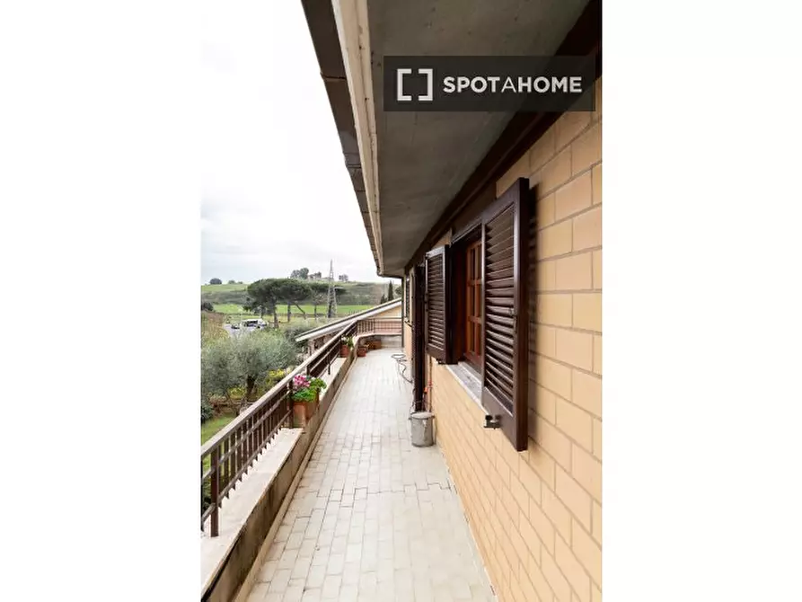 Immagine 12 di Appartamento in affitto  in Via Don Umberto Terenzi a Roma