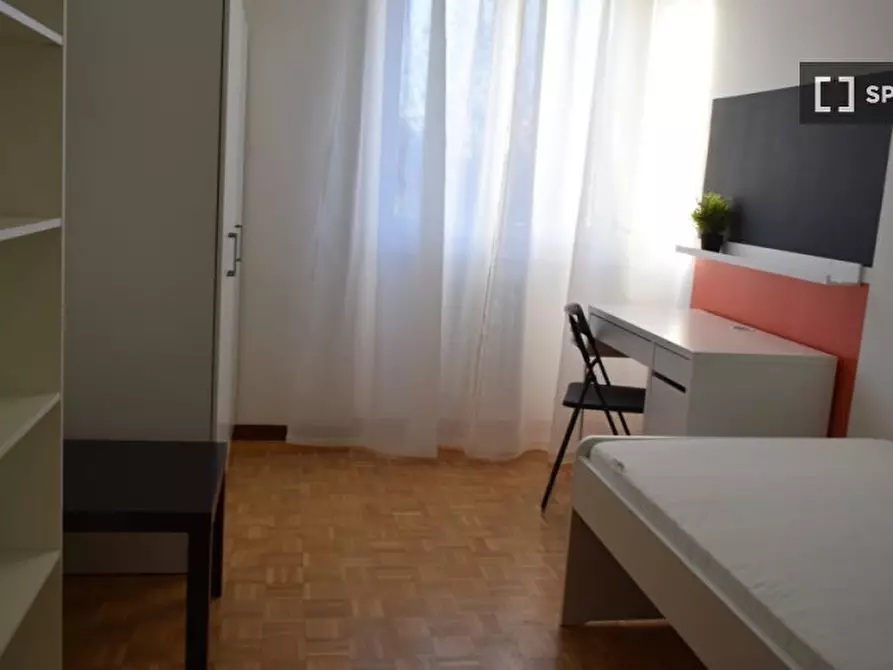 Immagine 2 di Camera condivisa in affitto  in Rocca D'anfo a Brescia