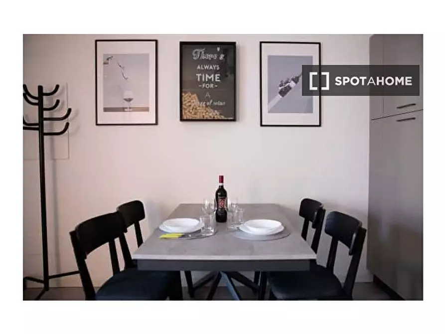 Immagine 3 di Appartamento in affitto  in Via Ermenegildo Cantoni a Milano
