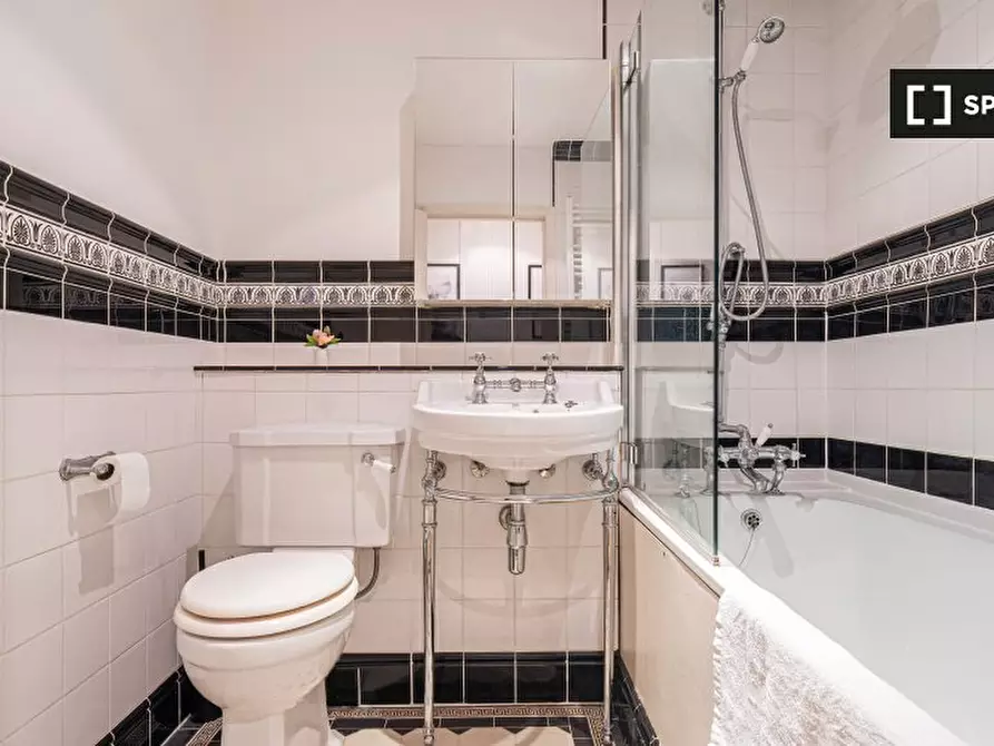 Immagine 15 di Appartamento in affitto  in Kent Terrace a Camden Town